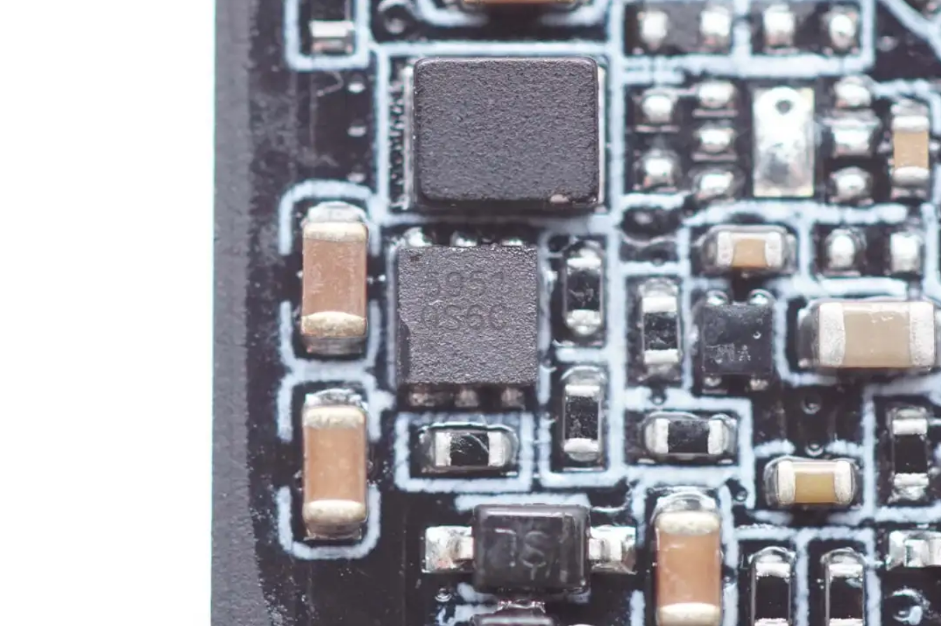 思遠(yuǎn)半導(dǎo)體1µA超低靜態(tài)電流同步升壓轉(zhuǎn)換器SY5951獲?laifen徠芬掃振電動牙刷 SE采用！